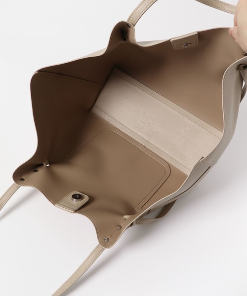 SENSE OF PLACE by URBAN RESEARCH(センスオブプレイスバイアーバンリサーチ)の「アウトポケットトートバッグ(トートバッグ・レディース・アイボリー/ブラック/ベージュ・ONE)」の13枚目の写真