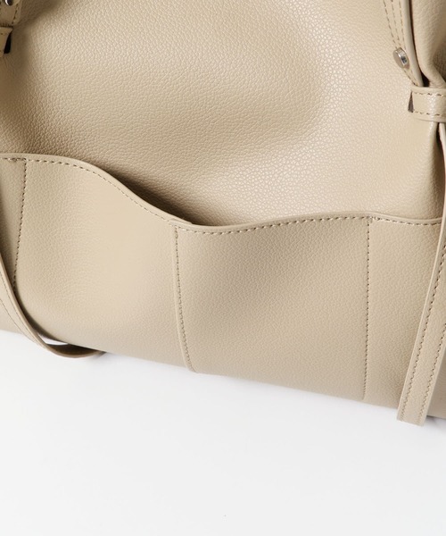 SENSE OF PLACE by URBAN RESEARCH(センスオブプレイスバイアーバンリサーチ)の「アウトポケットトートバッグ(トートバッグ・レディース・アイボリー/ブラック/ベージュ・ONE)」の14枚目の写真