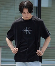 Calvin Klein | Calvin Klein/カルバンクライン SS HERO MONOLOGO TEE 20S 半袖Tシャツ プリントTシャツ ロゴT クルーネック メンズ レディース 2026年 夏  夏服(Tシャツ/カットソー)
