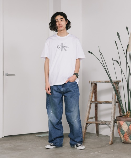 Calvin Klein（カルバン・クライン）の「Calvin Klein/カルバンクライン SS HERO MONOLOGO TEE 20S 半袖Tシャツ プリントTシャツ ロゴT クルーネック メンズ レディース 2026年 夏  夏服（Tシャツ/カットソー・メンズ・ホワイト/ブラック・XL/L/M/S）」の10枚目の写真