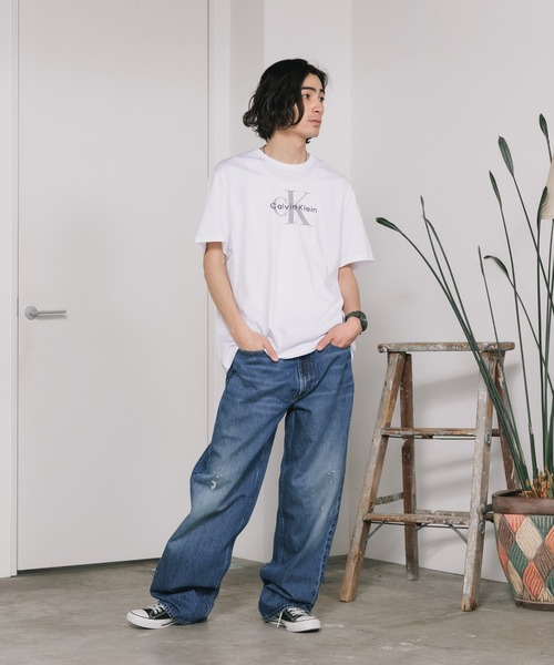 Calvin Klein（カルバン・クライン）の「Calvin Klein/カルバンクライン SS HERO MONOLOGO TEE 20S 半袖Tシャツ プリントTシャツ ロゴT クルーネック メンズ レディース 2026年 夏  夏服（Tシャツ/カットソー・メンズ・ホワイト/ブラック・XL/L/M/S）」の13枚目の写真