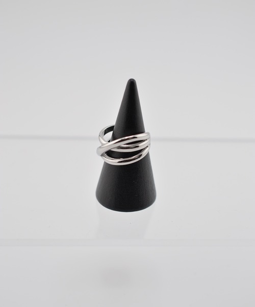 BROTHERHOOD(ブラザーフッド)の「【earyear】Crossover design peti Volume Ring(リング・レディース・ゴールド/シルバー・MEDIUM/SMALL/LARGE)」の13枚目の写真