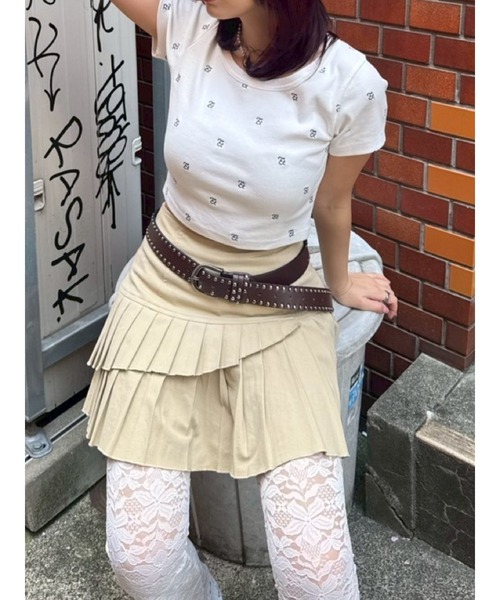 EVRIS（エヴリス）の「エンブロイダリーショートTシャツ（Tシャツ/カットソー・レディース・レッド/ホワイト/ブラック/カーキ・FREE）」の17枚目の写真