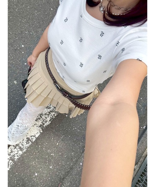 EVRIS（エヴリス）の「エンブロイダリーショートTシャツ（Tシャツ/カットソー・レディース・レッド/ホワイト/ブラック/カーキ・FREE）」の6枚目の写真