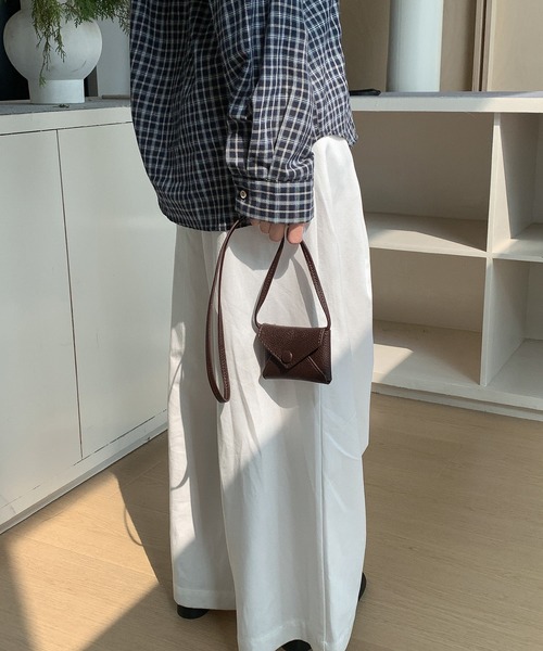 Chiina（チーナ）の「Chiina / 4Way ショルダーミニポーチ（ショルダーバッグ・レディース・ブラック/ライトブルー/キャメル/ブラウン/ホワイト/レッド/ベージュ・FREE）」の16枚目の写真