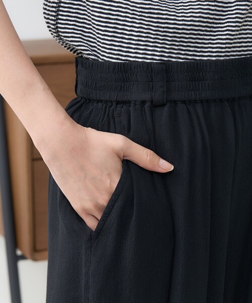 FREAK'S STORE(フリークスストア)の「カラージョーゼットパンツ/レーヨンイージーパンツ(その他パンツ・レディース・グレー/ブラック/サックスブルー/ベージュ/オレンジ・フリ-)」の21枚目の写真