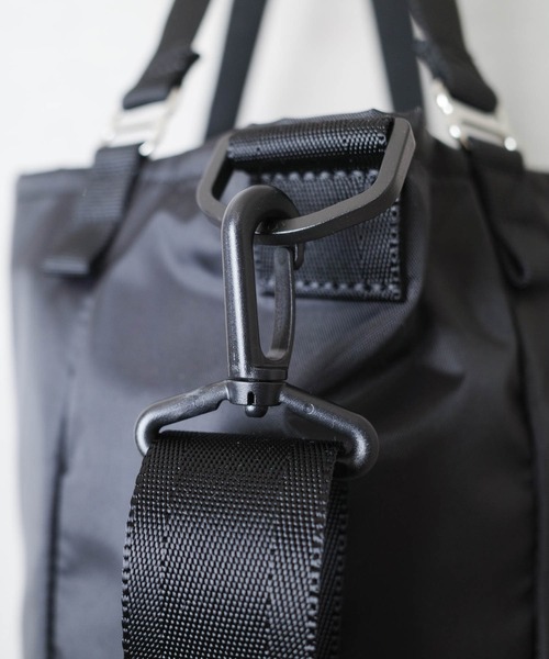 FREDRIK PACKERS（フレドリックパッカーズ）の「『FREDRIK PACKERS』 210D+600D MISSION TOTE(S) ミッション トートバッグ Sサイズ（トートバッグ・メンズ・ブラック/ベージュ/チャコールグレー・FREE）」の9枚目の写真