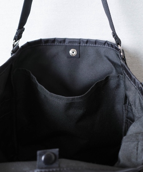 FREDRIK PACKERS（フレドリックパッカーズ）の「『FREDRIK PACKERS』 210D+600D MISSION TOTE(S) ミッション トートバッグ Sサイズ（トートバッグ・メンズ・ブラック/ベージュ/チャコールグレー・FREE）」の12枚目の写真