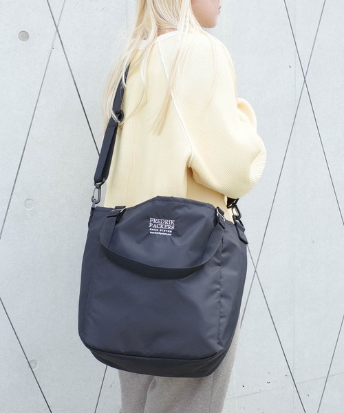 FREDRIK PACKERS（フレドリックパッカーズ）の「『FREDRIK PACKERS』 210D+600D MISSION TOTE(S) ミッション トートバッグ Sサイズ（トートバッグ・メンズ・ブラック/ベージュ/チャコールグレー・FREE）」の18枚目の写真