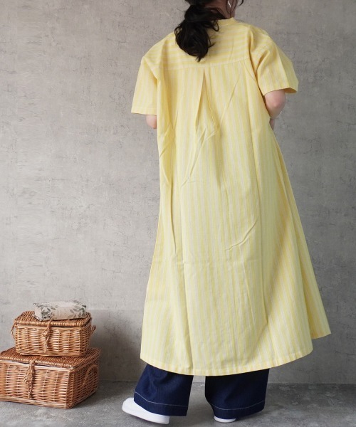 Emma（SELECT LEVERY）（エマ セレクトリベリー）の「マルチストライプシャツワンピース（シャツワンピース・レディース・ベージュ/イエロー・LARGE/MEDIUM）」の5枚目の写真