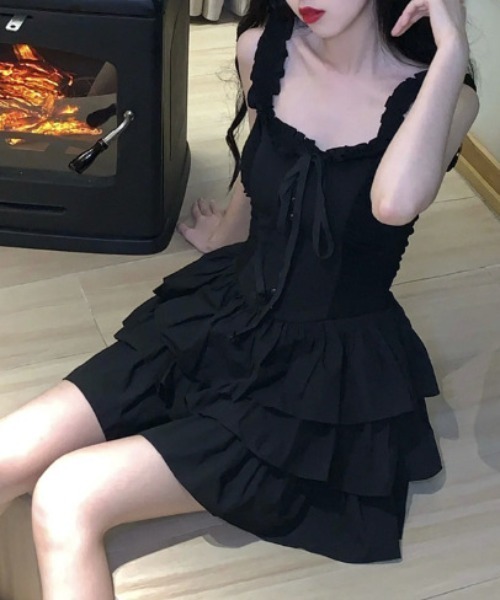 Mejoul（メジュール）の「ティアードフリルミニキャミワンピース（ワンピース・レディース・ブラック・S/M）」の8枚目の写真