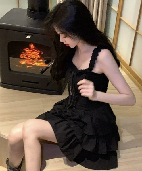 Mejoul（メジュール）の「ティアードフリルミニキャミワンピース（ワンピース・レディース・ブラック・S/M）」の9枚目の写真