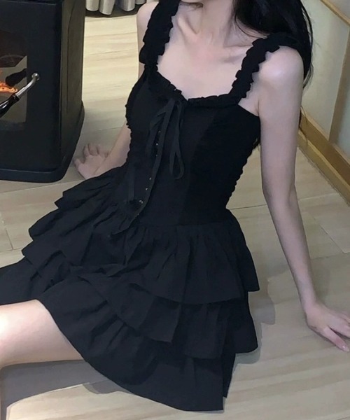 Mejoul（メジュール）の「ティアードフリルミニキャミワンピース（ワンピース・レディース・ブラック・S/M）」の12枚目の写真