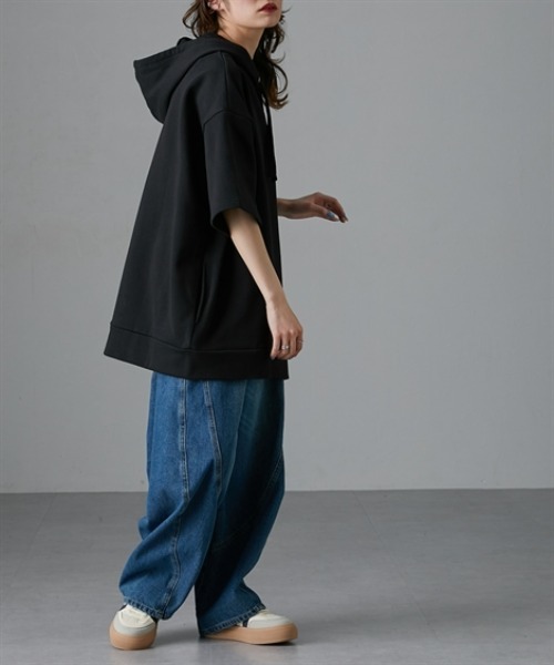 Soiunique（スワユニーク）の「綿１００％厚手素材ゆったりサイズフード付き半袖パーカー　［Soiunique］（パーカー・レディース・イエロー系/杢グレー/ブラック・S～Ｍ/L～LL）」の7枚目の写真