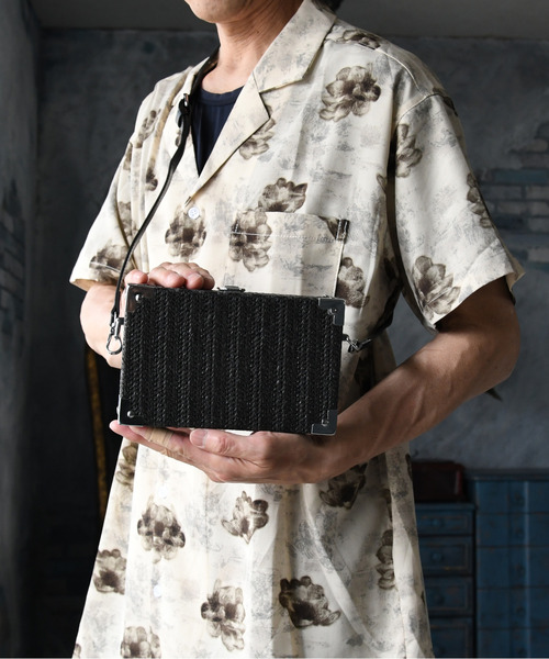 neos（ネオス）の「【neos】合成皮革 ミニ トランク型 ショルダー バッグ（ショルダーバッグ・メンズ・A/B/C・FREE）」の4枚目の写真