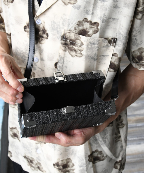 neos（ネオス）の「【neos】合成皮革 ミニ トランク型 ショルダー バッグ（ショルダーバッグ・メンズ・A/B/C・FREE）」の5枚目の写真