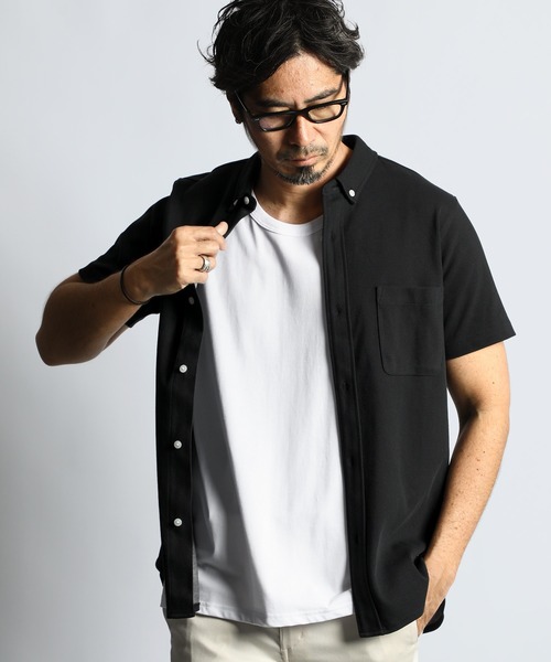 The DUFFER of ST.GEORGE（ザダファーオブセントジョージ）の「COOLFIBER PLATING SHIRT TYPE POLO：速乾・防シワ COOLFIBER 台衿付 ビジカジ 綺麗目 シャツタイプ ポロシャツ（ポロシャツ・メンズ・ホワイト/ブラック/ネイビー/ブルー・SMALL/LARGE/X-LARGE/MEDIUM）」の5枚目の写真