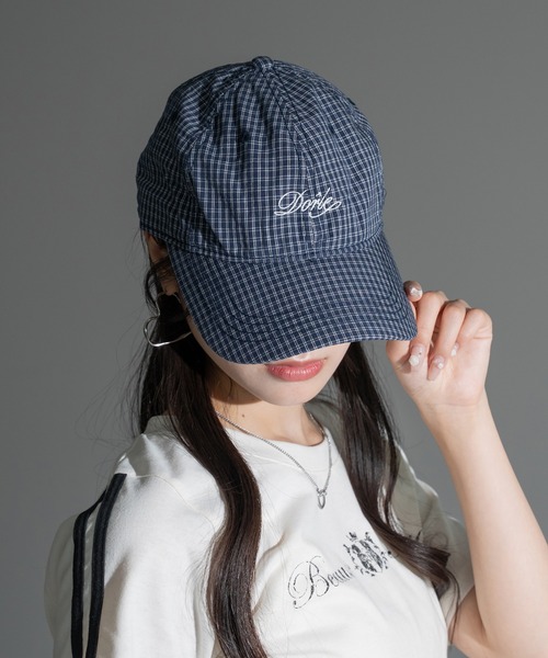 apres jour mignon（アプレジュールミニョン）の「【apresjour mignon×ARIAZ】チェック柄キャップ（キャップ・レディース・カーキ/ネイビー・ONESIZE）」の2枚目の写真