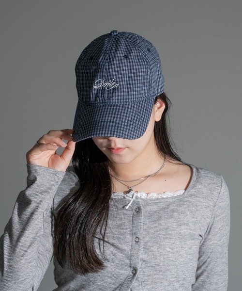 apres jour mignon（アプレジュールミニョン）の「【apresjour mignon×ARIAZ】チェック柄キャップ（キャップ・レディース・カーキ/ネイビー・ONESIZE）」の6枚目の写真