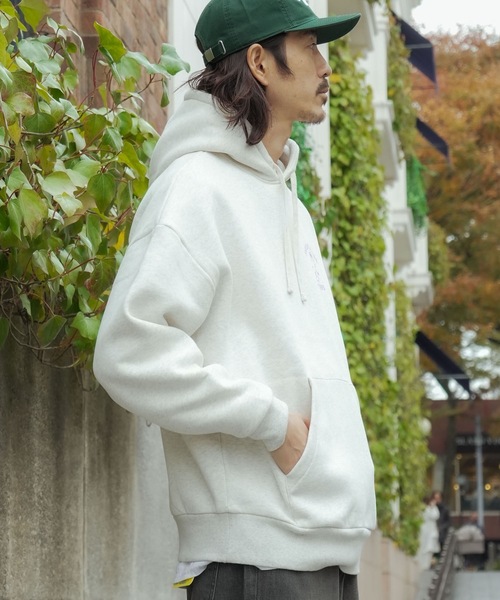 roial（ロイアル）の「HOODIE/ROIAL(ロイアル)コーヒーバッグプリントデザインプルオーバーフーディ（パーカー・メンズ・オートミール/ネイビー・SMALL/MEDIUM/LARGE）」の8枚目の写真