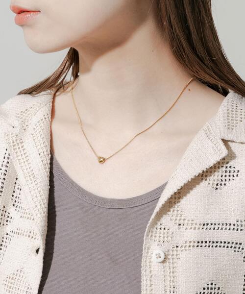 SMELLY(スメリー)の「ステンレスハートトップネックレス(ネックレス・レディース・ゴールド・-)」の4枚目の写真