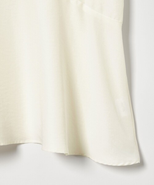 EMMEL REFINES(エメルリファインズ)の「<EMMEL REFINES>EM ネックフリル フレア ブラウス(シャツ/ブラウス・レディース・ホワイト/ブラック/ライラック・FREE)」の11枚目の写真