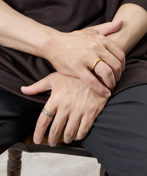 GILD(ギルド)の「GILD ギルド / Curved top atypical narrow ring シルバー925エイティピカルナローリング / G251-RI03(リング・メンズ・シルバー/プラチナム/ゴールド・11号/9号/7号/21号/19号/17号/15号/13号)」の5枚目の写真