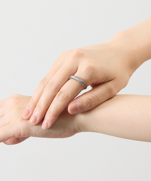 GILD(ギルド)の「GILD ギルド / Curved top atypical narrow ring シルバー925エイティピカルナローリング / G251-RI03(リング・メンズ・シルバー/プラチナム/ゴールド・11号/9号/7号/21号/19号/17号/15号/13号)」の20枚目の写真