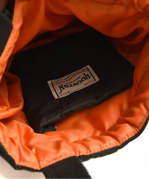 PEANUTS(ピーナッツ)の「HOUSTONxPEANUTS EFFECT BAG-ASTRONAUT-(ハンドバッグ・メンズ・ブラック/オリーブ・FREE)」の5枚目の写真