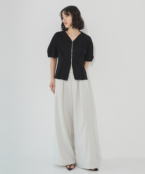 UNITED TOKYO（ユナイテッドトウキョウ）の「ジップアップペプラムトップス｜細見え/ウォッシャブル/Tシャツ/半袖/春服（Tシャツ/カットソー・レディース・ブラック/ホワイト・FREE）」の12枚目の写真