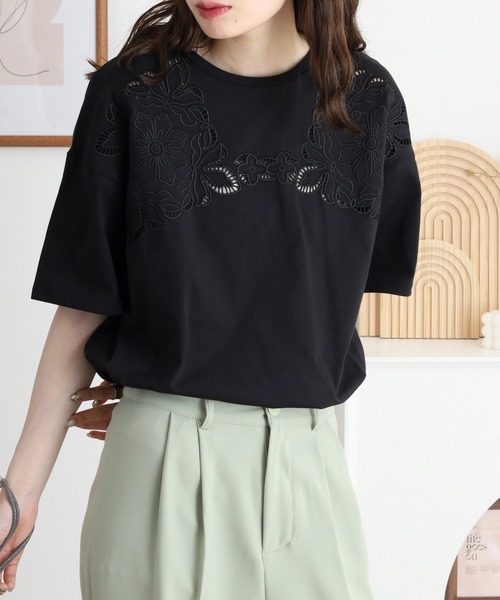 FUNALIVE(ファンアライブ)の「花柄カットワーク刺繍ルーズカットソー(Tシャツ/カットソー・レディース・ブラック/ブルー/ホワイト・FREE)」の10枚目の写真
