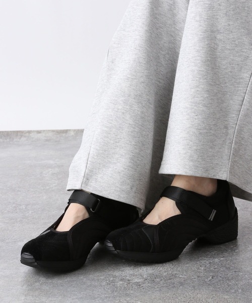 シーバ
トリプルシックス 666  レディースライダース30 セール】セパレートヒールスニーカー/571542（スニーカー