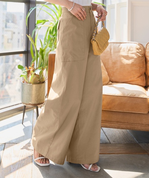 KOBE LETTUCE（コウベレタス）の「ベイカーワイドパンツ（その他