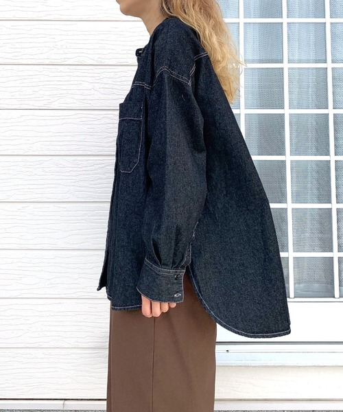 Q（キュー）の「バンドカラーデニムシャツ（シャツ/ブラウス・レディース・ブラック/ネイビー・MEDIUM）」の10枚目の写真