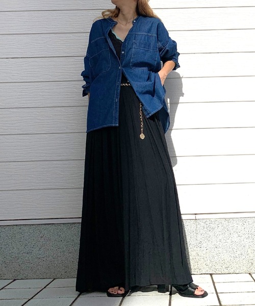 Q（キュー）の「バンドカラーデニムシャツ（シャツ/ブラウス・レディース・ブラック/ネイビー・MEDIUM）」の4枚目の写真