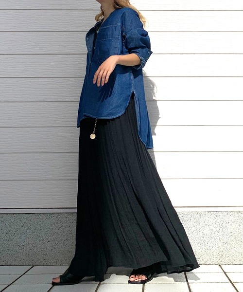 Q（キュー）の「バンドカラーデニムシャツ（シャツ/ブラウス・レディース・ブラック/ネイビー・MEDIUM）」の5枚目の写真