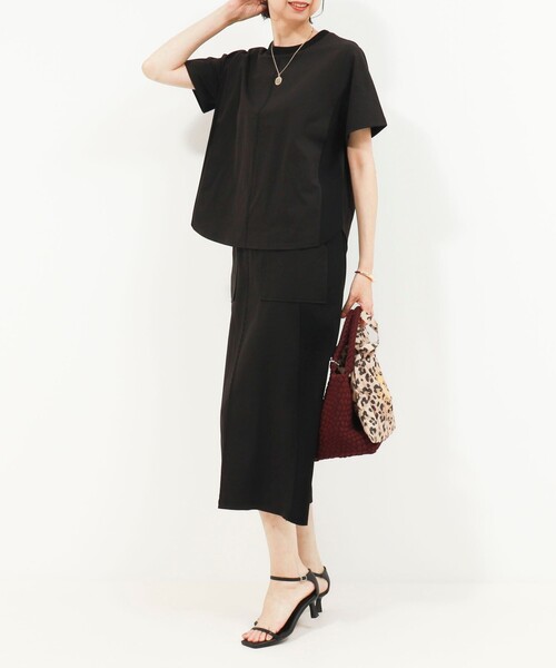 MICO COULIER(ミコクリエ)の「ジャージーピンタックナロースカート(スカート・レディース・ブラウン/ブラック・38/36)」の11枚目の写真