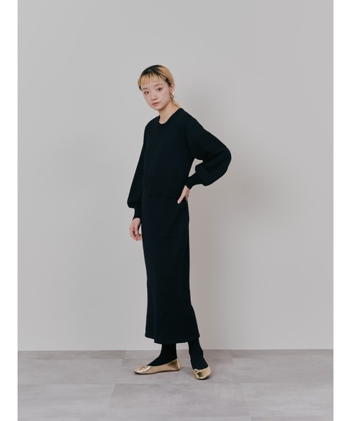 TEVALT（ヴァレット）の「レイヤードライクニットワンピース（ワンピース・レディース・ロイヤルブルー/ブラック/チャコールグレー・38）」の6枚目の写真