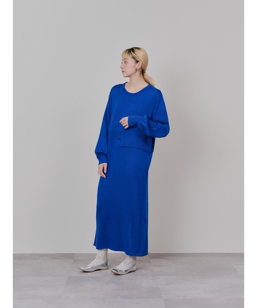 TEVALT（ヴァレット）の「レイヤードライクニットワンピース（ワンピース・レディース・ロイヤルブルー/ブラック/チャコールグレー・38）」の4枚目の写真