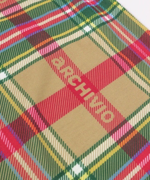 archivio(アルチビオ)の「<LADIES>袖フリルマルチポロシャツ(ポロシャツ・レディース・レッド/ネイビー/ベージュ・S/M/L)」の5枚目の写真