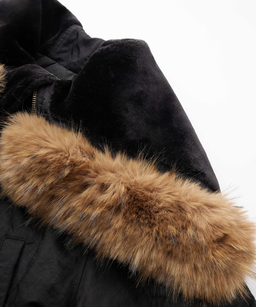 X-girl（エックスガール）の「FAUX FUR HOODED JACKET（ナイロンジャケット・レディース・グレー/ブラック・S/M）」の9枚目の写真