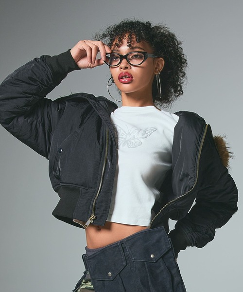 X-girl（エックスガール）の「FAUX FUR HOODED JACKET（ナイロンジャケット・レディース・グレー/ブラック・S/M）」の19枚目の写真