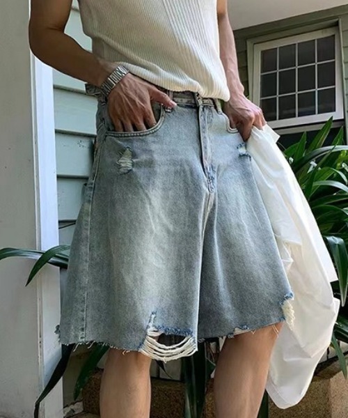 MGV（エムジーヴィー）の「ダメージデニムハーフパンツ（デニムパンツ・メンズ・ブルー・MEDIUM/LARGE/X-LARGE）」の2枚目の写真