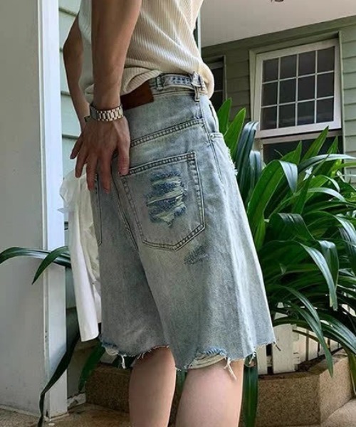 MGV（エムジーヴィー）の「ダメージデニムハーフパンツ（デニムパンツ・メンズ・ブルー・MEDIUM/LARGE/X-LARGE）」の3枚目の写真