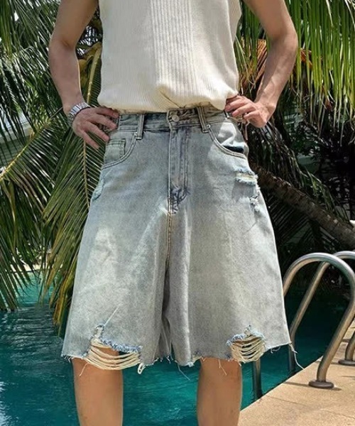 MGV（エムジーヴィー）の「ダメージデニムハーフパンツ（デニムパンツ・メンズ・ブルー・MEDIUM/LARGE/X-LARGE）」の5枚目の写真