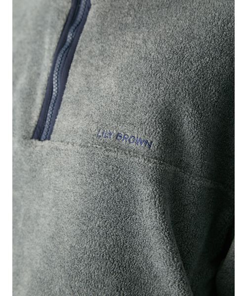 LILY BROWN(リリーブラウン)の「ハーフジップロゴ刺繍フリーストップス(Tシャツ/カットソー・レディース・アイボリー/ターコイズブルー/グレー・F)」の12枚目の写真