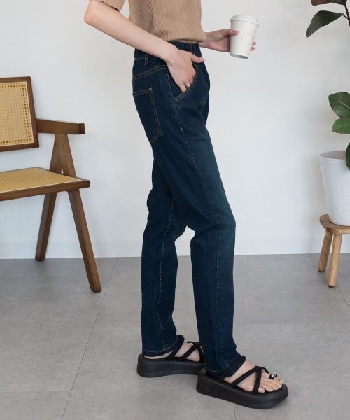 RCD(アールシーディー)の「紐付きウエストゴムデニムパンツ(デニムパンツ・レディース・ネイビー/ワンウォッシュ/ブルー・M/LL/4L/L/3L)」の6枚目の写真