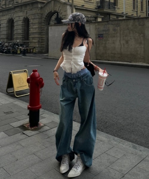 Vini(ヴィニ)の「【Vini】ストリートルーズデニム(デニムパンツ・レディース・ブルー・SMALL/MEDIUM)」の4枚目の写真