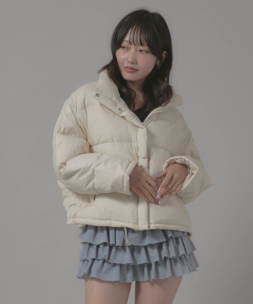 Chick（チック）の「Stand Collar Jacket/スタンドネックダウンジャケット（ダウンジャケット/コート・レディース・ホワイト/ブラック・FREE）」の13枚目の写真