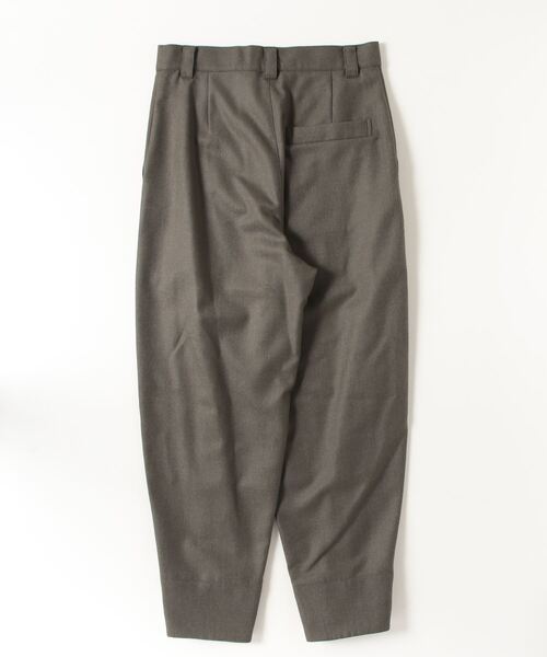 Vivienne Westwood MAN（ヴィヴィアンウエストウッドマン）の「HEM BELT SAMURAI TROUSERS（その他パンツ・メンズ・カーキ・S/M/L）」の2枚目の写真